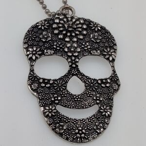 💀 Día de Muertos Sugar Skull Floral Statement Necklace